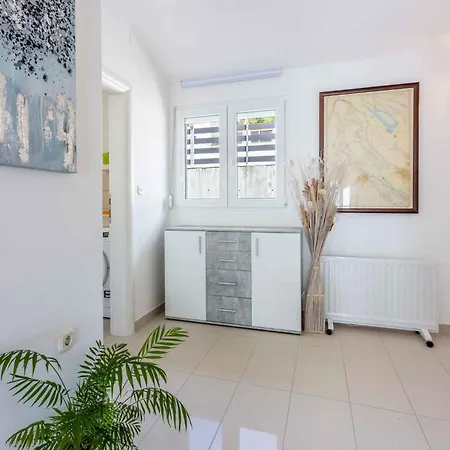 アパート In 39040 ドラマリ