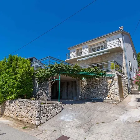 Apartman In 39040