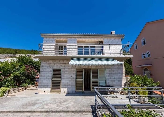 In 39040 Apartman Dramalj