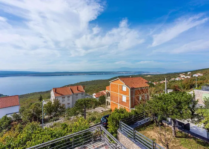 Apartament In 39040